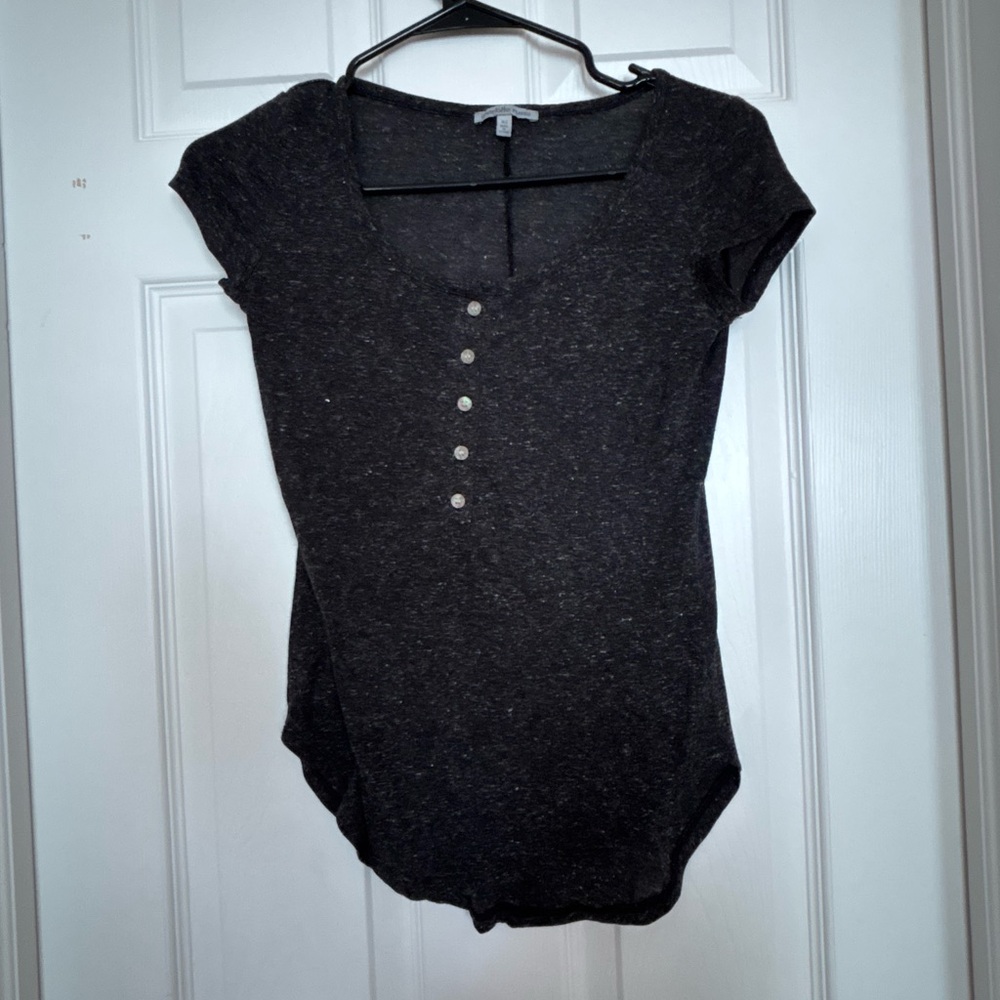 Charlotte Russe Heathered Black Short Sleeve Henley Top